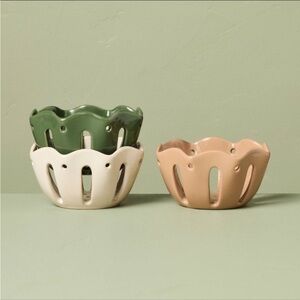 Set of 3 Stoneware Wavy Edge Mini Berry Bowls Tan/Green/Cream-Hearth
& Hand